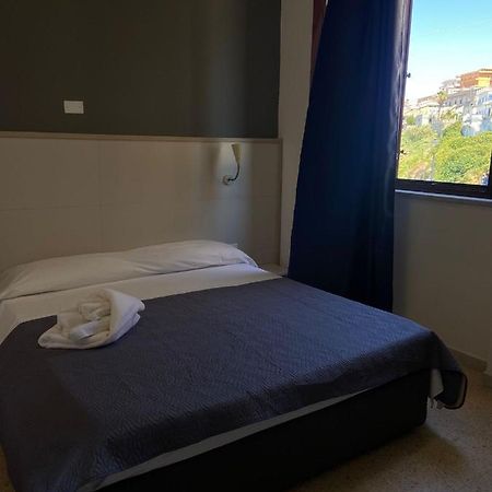 B&B Laudato Sii Тропеа Екстериор снимка